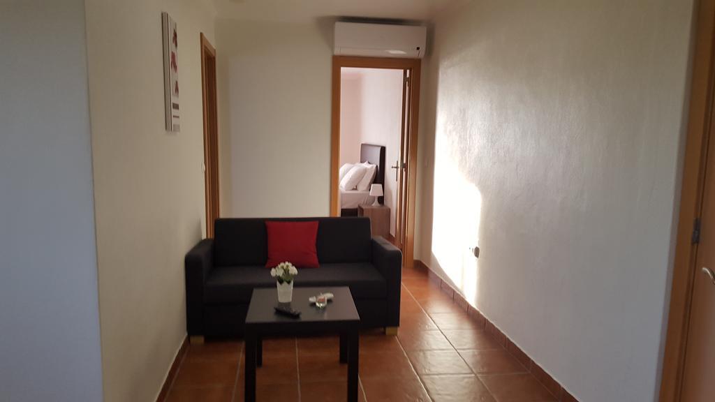 Monte da Barragem Hotel Montargil Buitenkant foto